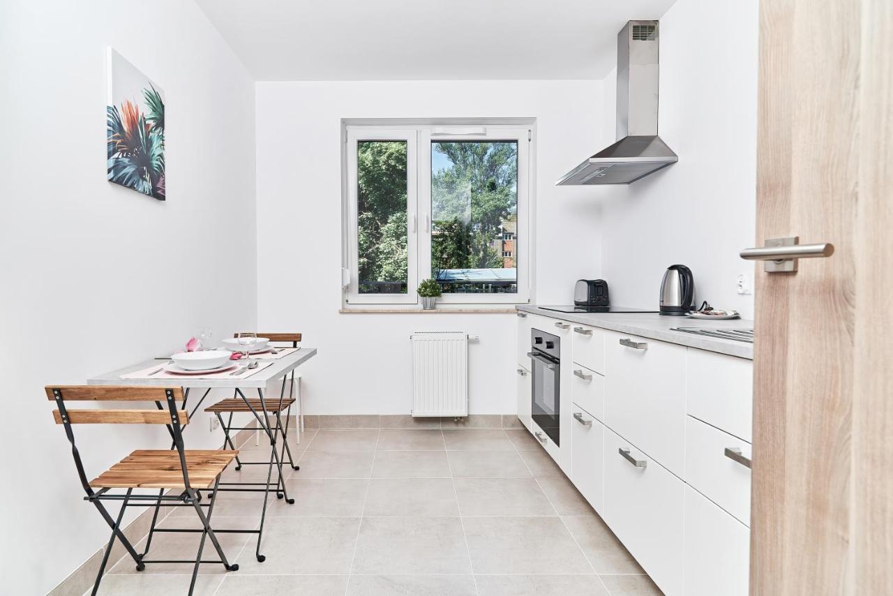 Modern Apartments Wroclaw By Renters المظهر الخارجي الصورة