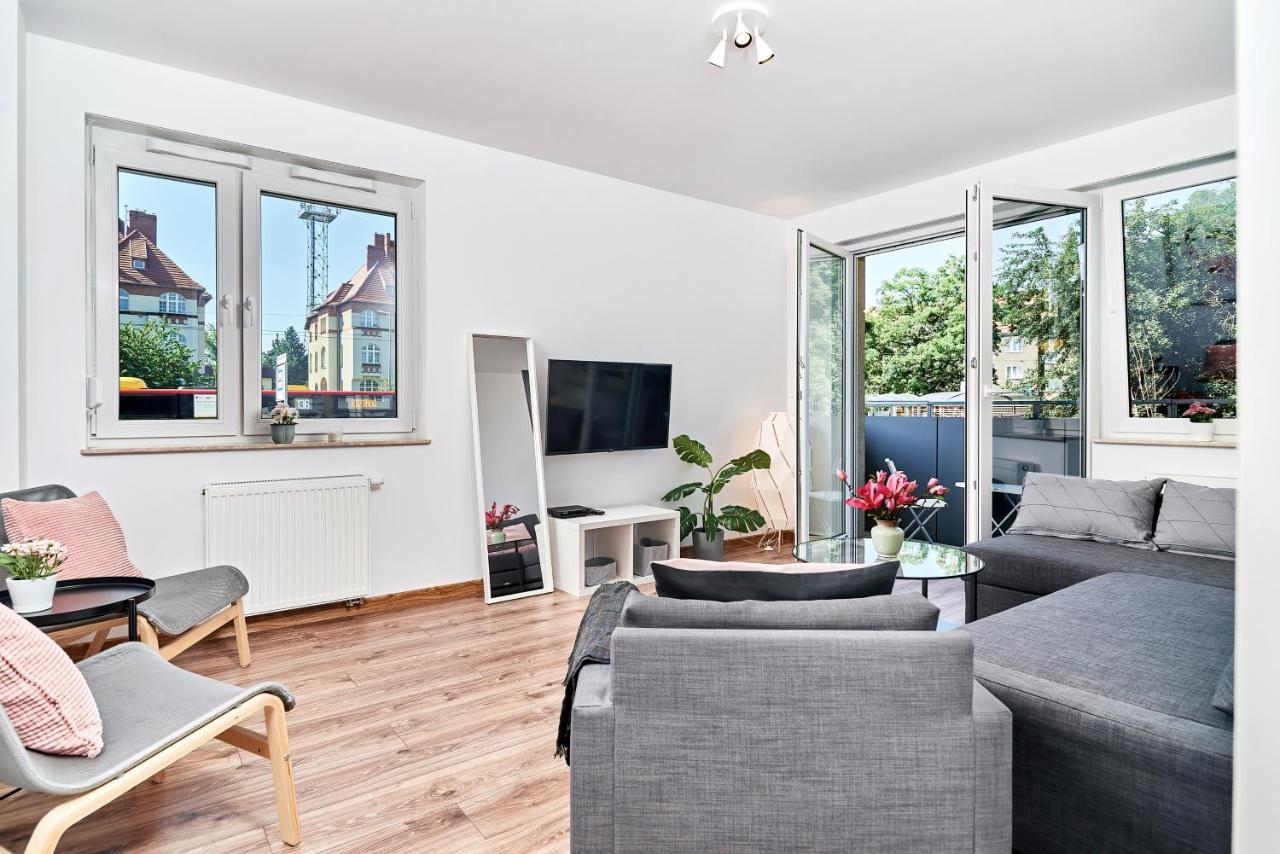 Modern Apartments Wroclaw By Renters المظهر الخارجي الصورة