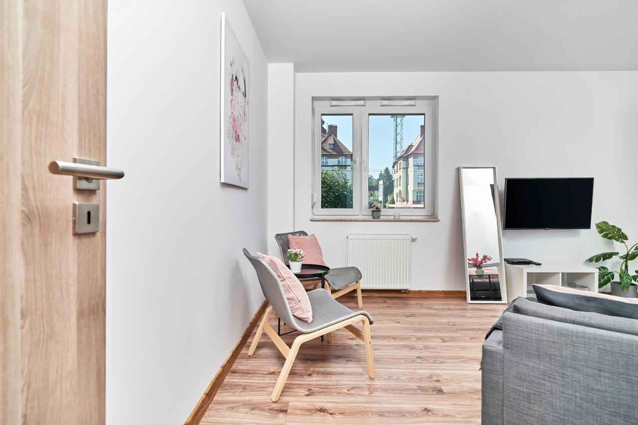 Modern Apartments Wroclaw By Renters المظهر الخارجي الصورة